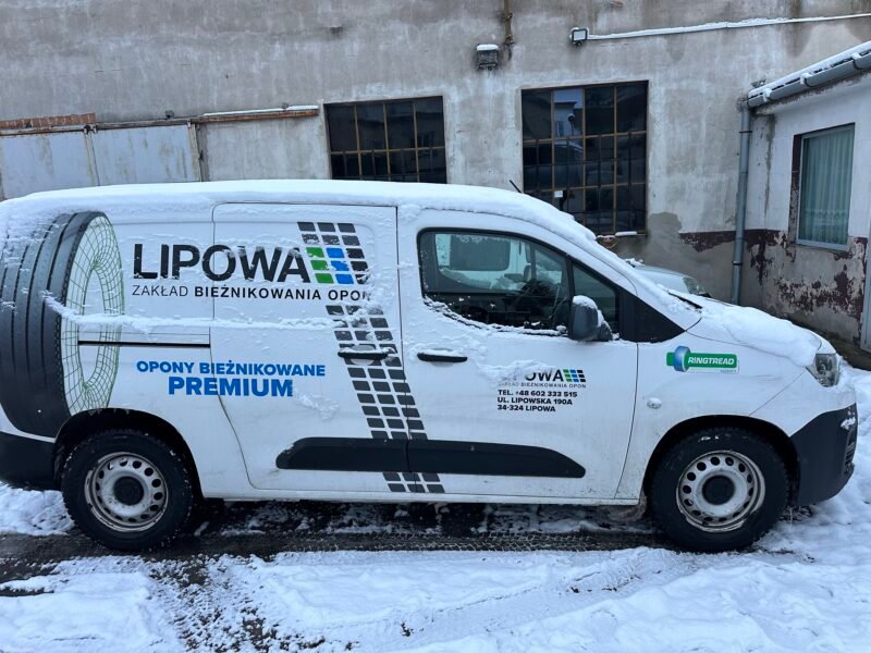 Reklama na samochód